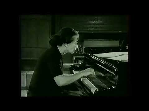 Annie Fischer - Beethoven: Sonata Op.14 No.2 |  III. Scherzo (1976)