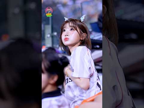 이건 무슨 신호예요? Lee Ju-Eun 이주은 李珠恩 Lee Ju-Eun Cheerleader #leejueun #이주은 #李珠恩