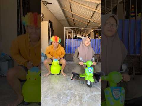 Adek duduk dibelakang || #shorts #ngakak #comedy #funny #kocak #youtubeshorts #ngeshortsdulu #lucu