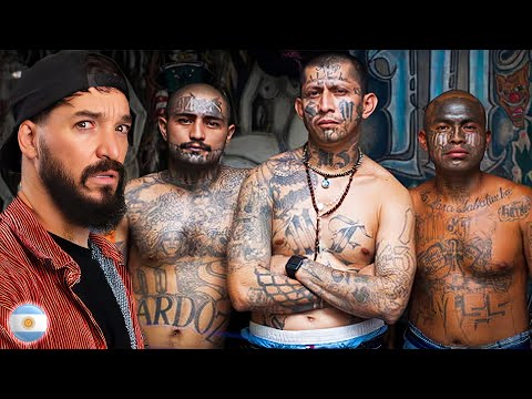 INSIDE SOUTH AMERICA'S MOST DANGEROUS NEIGHBORHOOD 🇦🇷 (ARGENTINA)