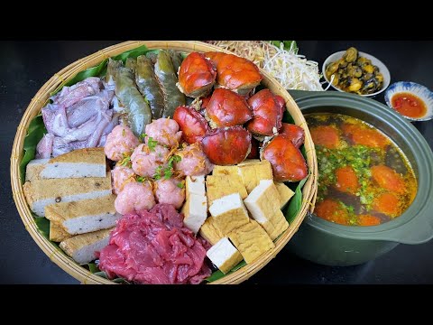 Nấu LẨU CUA ĐỒNG kiểu này ngon quá xá | Bếp Của Vợ