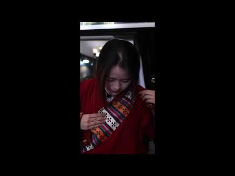 vyzkouším si místní tradiční tibetský kostým