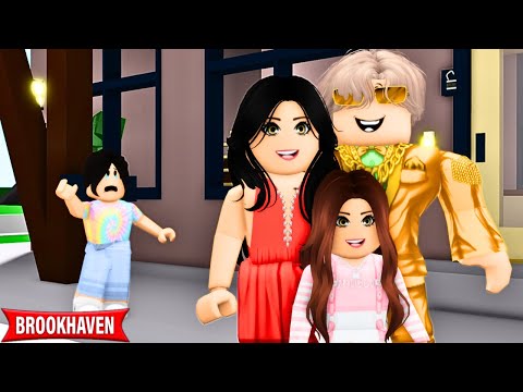 MY MOM LEFT ME FOR HER NEW FAMILY!! ROBLOX MOVIE (CoxoSparkle)