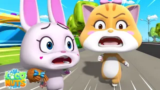 Lucha por la muñeca Vídeos de dibujos animados divertidos y animación infantil
