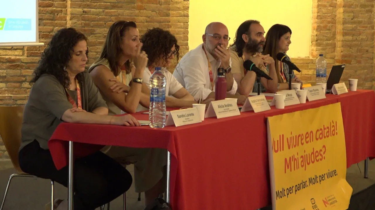 El servei d’Acollida i Integració del Consell Comarcal d’Osona tanca els cursos d’acollida 24/25