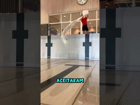 ENCHERAM UMA PISCINA GIGANTE