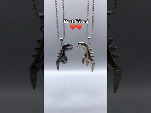 Stop wasting cash on basic Best friend necklaces! These 3 got me 800 DMs… last one’s iconic 🔥 #gift