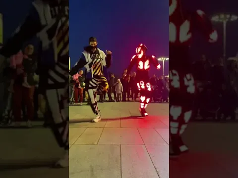 Tuzelity Учит Танцевать Шаффл 😎💥 Повторил Танец 😱🔥