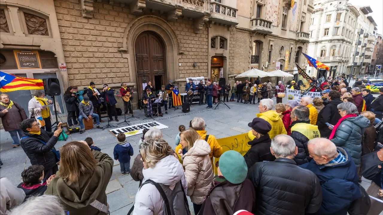 Els Avis de la Plaça de Vic celebren el vuitè aniversari