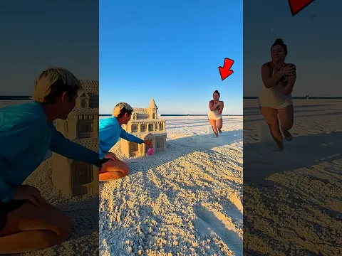 Construyo Un Increible Castillo De Arena Y Esta Chica Se Lo Arruino 😲