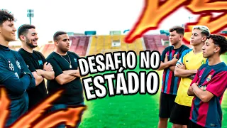 JOGUEI EM UM ESTÁDIO PROFISSIONAL (inédito)