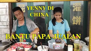 BANTU PAPA MERTUA JUAL MAKANAN,SATU HARI TERJUAL 100 ADONAN ,LIHAT DAPAT BERAPA BANYAK UANG？