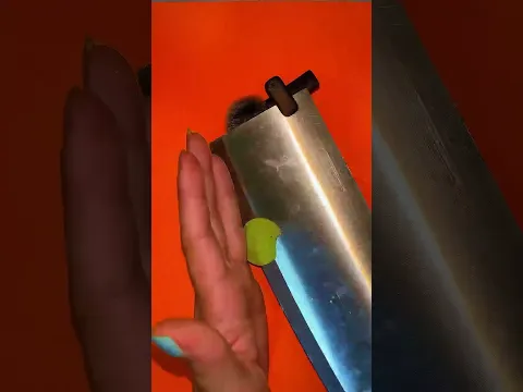 Expert Turns KINETIC SAND into a STUNNING CHRISTMAS MASTERPIECE
