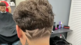 فيديو تعليمي رسم خطوط على الشعر Video tutorial drawing lines on the hair#friseur #tutorial #foryou