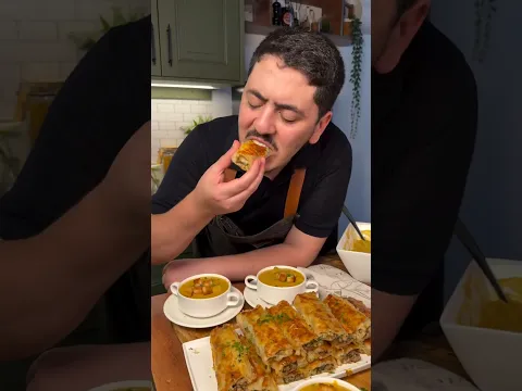 فكرة عشاء مملحات بشوربة العدس الاحمر 🔸 لهبال تع الدنيا  ان شاء الله تكون عجبتكم وصفة ليوم ❤️  التوا