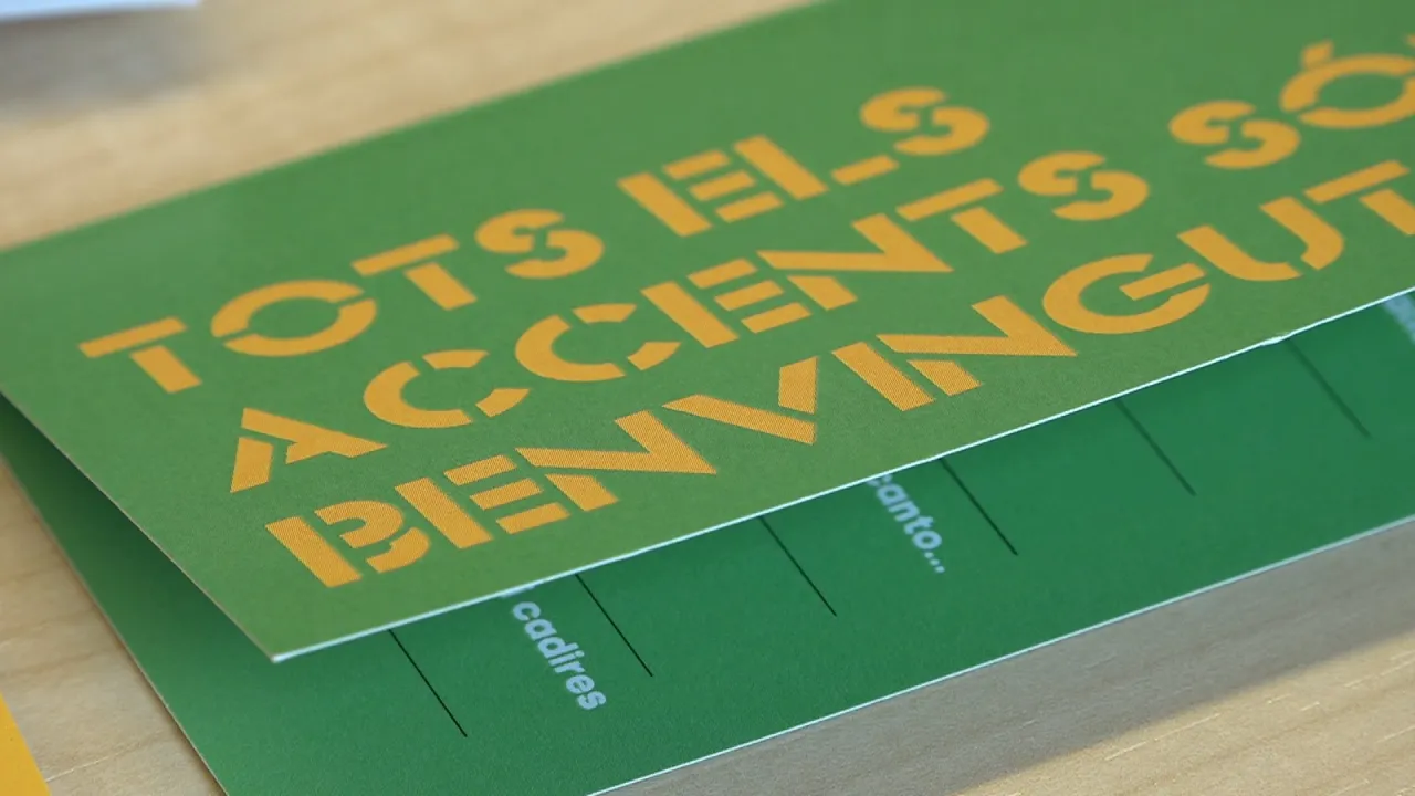 EL 9 NOU impulsa un ’kit’ de benvinguda lingüística per promoure el català
