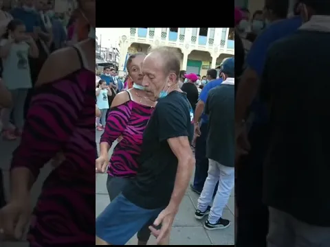 HASTA CON LOS OJOS TRABADOS LO CARGA LA FLAKA #Shorts