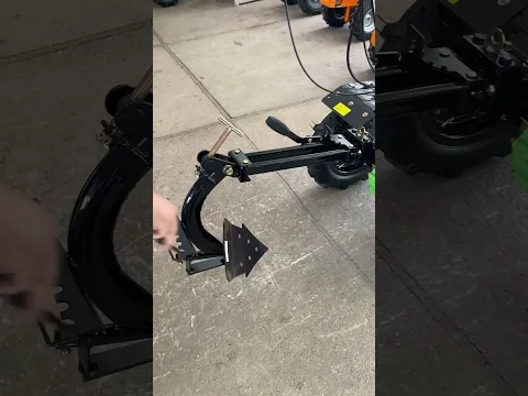 Motokultivator so prikluchna alatka - podesuvachki plug