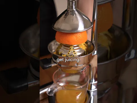 Manual juicers are better? @jordan_the_stallion8 #shorts