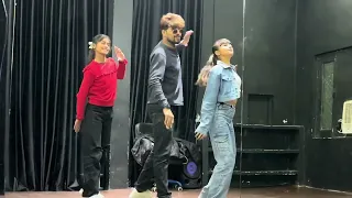 Bukhar Viral dance video | By Abhi Kashiyal with my Cuties | Instagram viral song