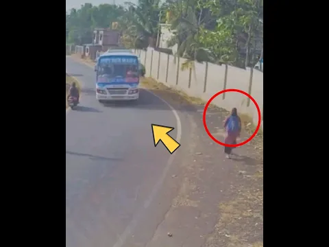 Bus taking u turn #factsintamil 😱அதிர்ஷ்டவசமாக தப்பினார்😱 #amazingfacts #touchfacts #shorts
