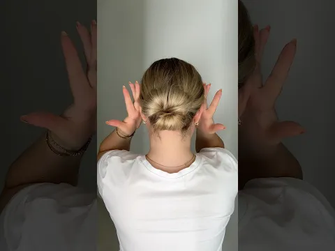 A wow #lowbun 🤍 #hairtok #hairstyle #hairtutorial #easyhairstyle