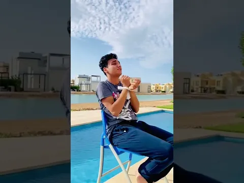 لما ترن الجرس وابوك يكون نايم 😂😂