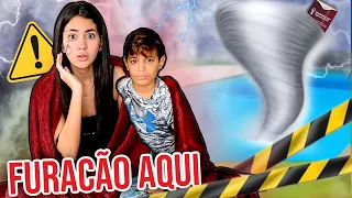 🌪 PASSEI UMA NOITE NO FURACÃO MILTON que CHEGOU NA MINHA CIDADE!!! 100% REAL 😨 Bela Bagunça