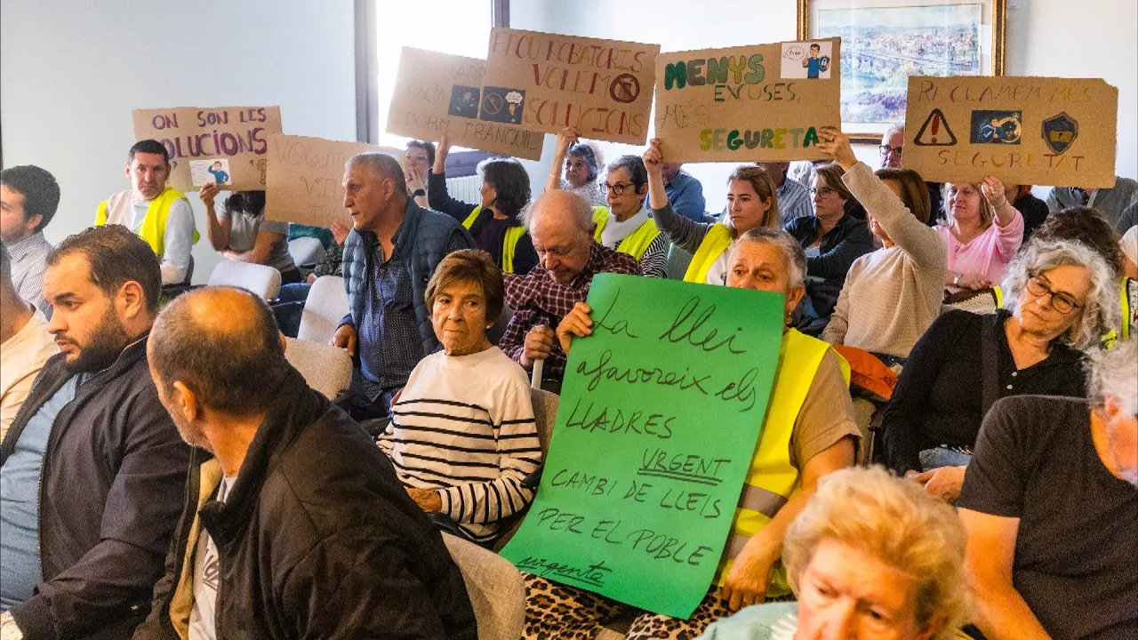 Frustració a Manlleu perquè han quedat en llibertat quatre dels cinc lladres detinguts