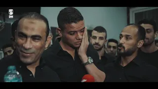 لحظات مؤثرة بكاء و وداع الجهاز الفني واللاعبين لسعد سمير بعد خروجه للإعارة