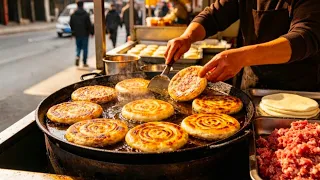 【LIVE】Live stream of beef patty making process at a street breakfast stall!