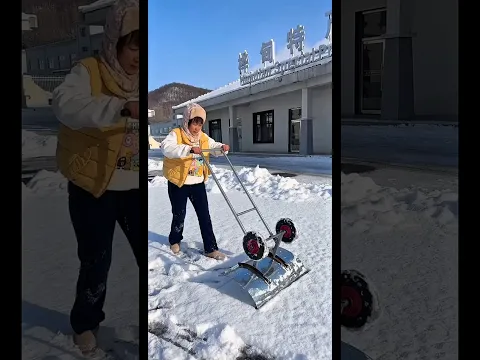 🤣 One Flip And Aunty’s Confidence Vanished Instantly! ❄️😆