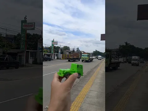 TRUK ENGKEL HIJAU DAN KONTAINER BIRU BESAR, Wadidaw..‼️ Mirip dan Keren