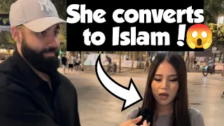 She converts to Islam! Allahu Akbar!☝🏽😍