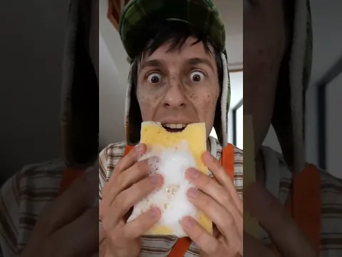 El Chavo y Quico quieren robar empanadas, y el resultado es...#chavorruco #chavos