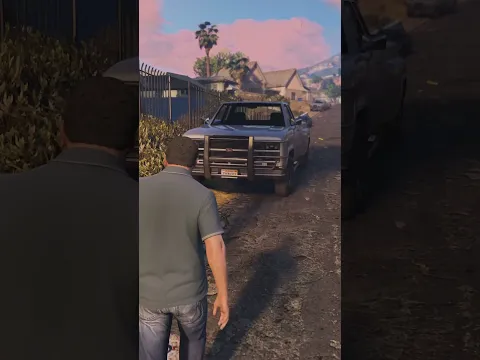 Michael shows middle finger to Lester's camera | Grand Theft Auto V