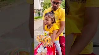 Cute baby ko nhi chahiye lollipop 🍭