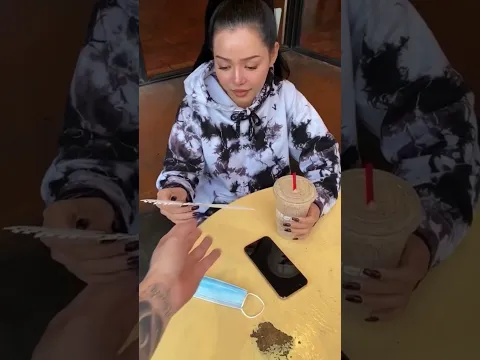 Drawing celebrities on the subway and getting their reactions!