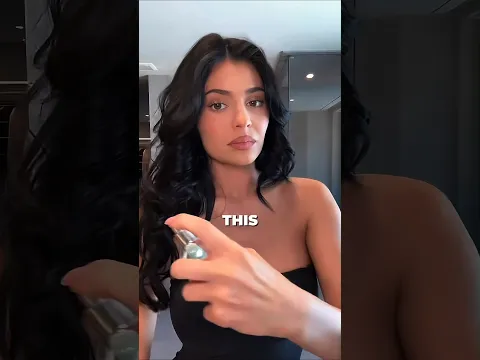 The REAL Reason Cosmic Looks So Weird 🤯 (Kylie Jenner, Kendall Jenner).