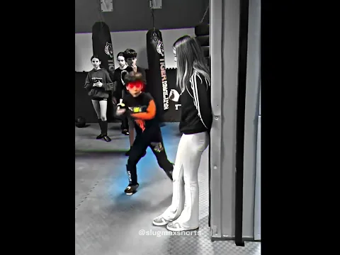 Normal Punch VS King of Punch...