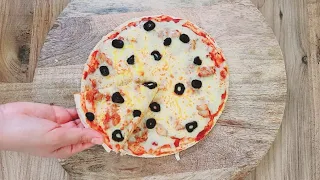 stop buying pizza try this 5 min pizza 🍕 بيزا الخمس دقائق