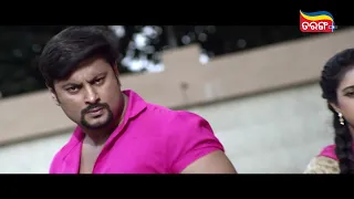 ଏ ଓଡ଼ିଆ ପୁଅ ତାର ଅପେକ୍ଷା କରିଛି | Mental Toka | Action Scene | Anubhav Mohanty, Varsha | Tarang Plus