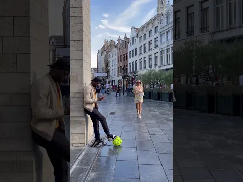 what a humiliation 🤯🔥😱#footballshorts #freestylefootball #diallofreestyle#bruxelles #reel