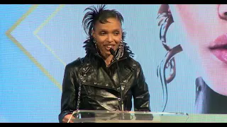 FKA twigs - Inspirational Artist 2025 Speech | Music Week Women In Music Awards #fkatwigs #MWWIM