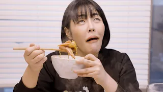 이 영상을 본 당신은 부대찌개를 먹게 될 것입니다..(Korean Army Stew Mukbang)