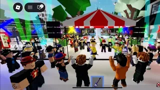 The party has started in the center of Brookhaven 🏡 RP 🎉#roblox #brookhaven #brookhavenrp 