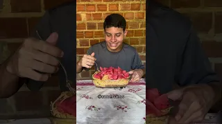 Comendo 2,1kg no almoço em 15:15 minutos