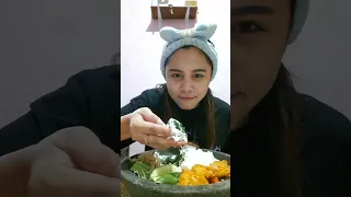 mukbang sambal cobek nugget geprek super pedas dan lalapan yummy