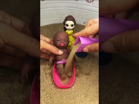 Damru is bathed with clay 🤣 Introducing the "Vitalwear SmartBand," a nest generation Wearable gadget