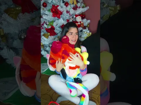Tipos de personas ABRIENDO REGALOS de NAVIDAD🎅🎁😱 #shorts